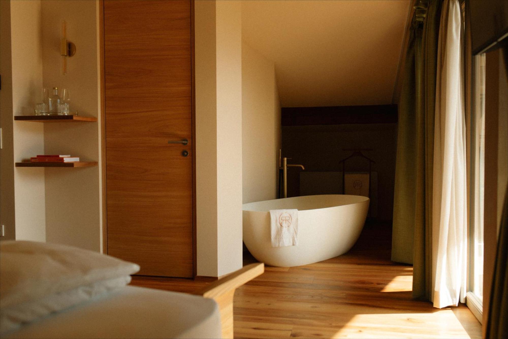 Langenmantel Historic Suites Termeno Δωμάτιο φωτογραφία