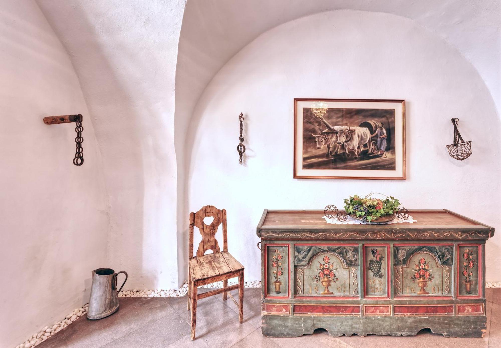 Langenmantel Historic Suites Termeno Εξωτερικό φωτογραφία